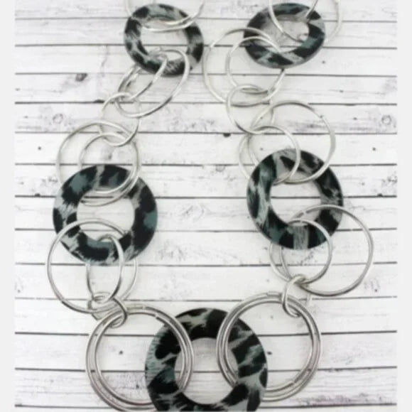 Silvertone Gray Leopard Circle Link Necklace