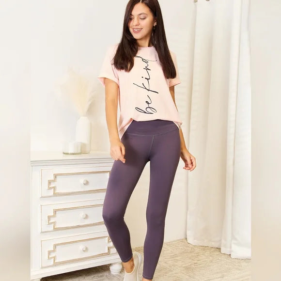 Be Kind Graphic Tee