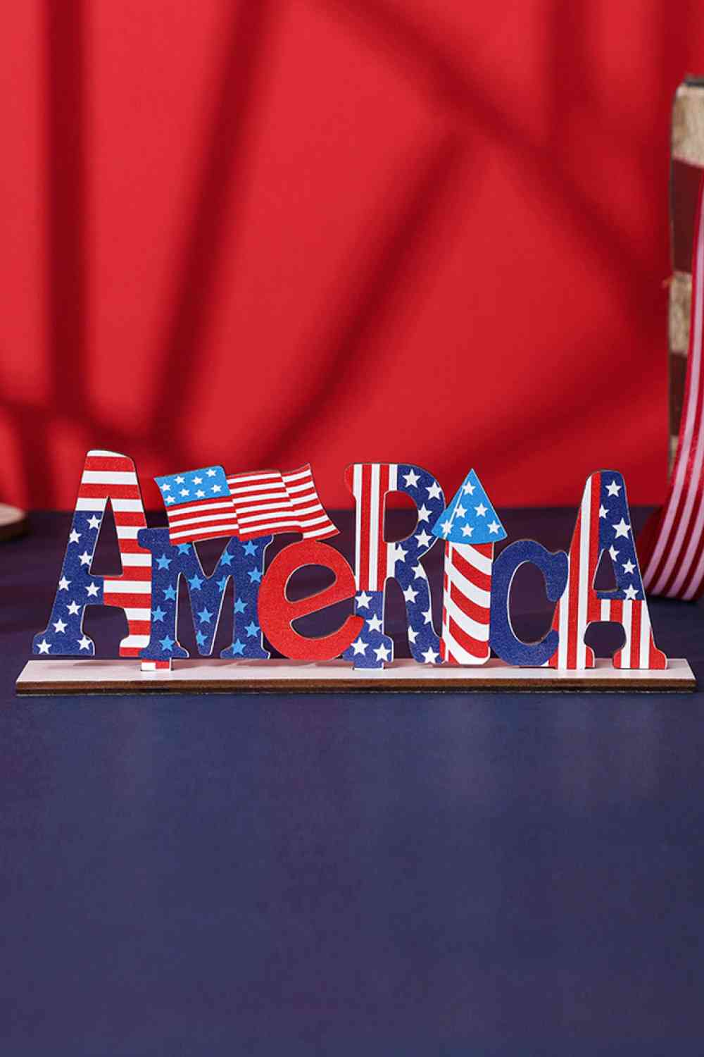Independence Day Wood Decorative Ornament